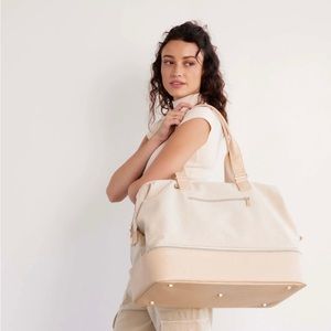 !!SALE!!  Béis Weekender Bag